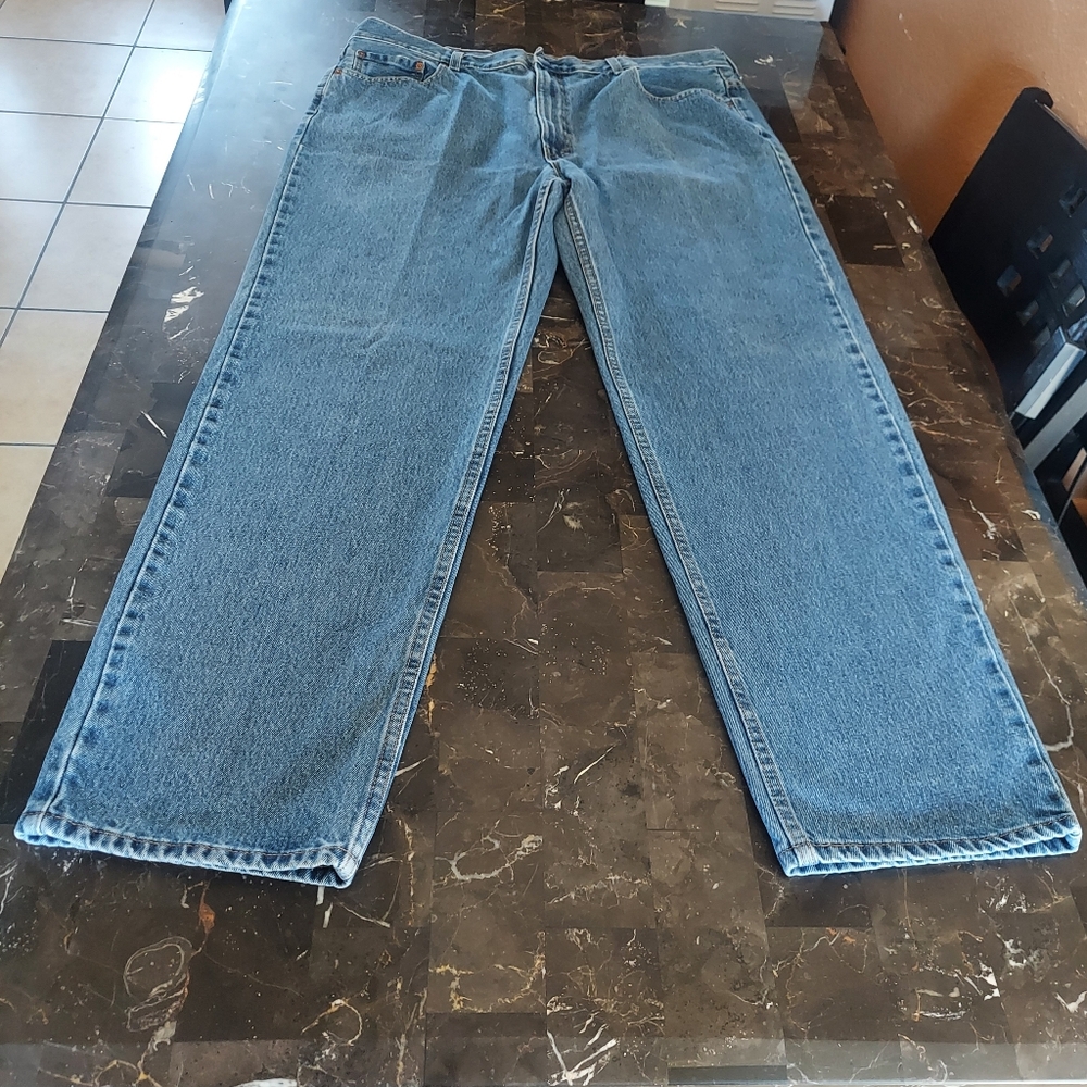 LEVIS MEN'S JEANS SIZE 44X36